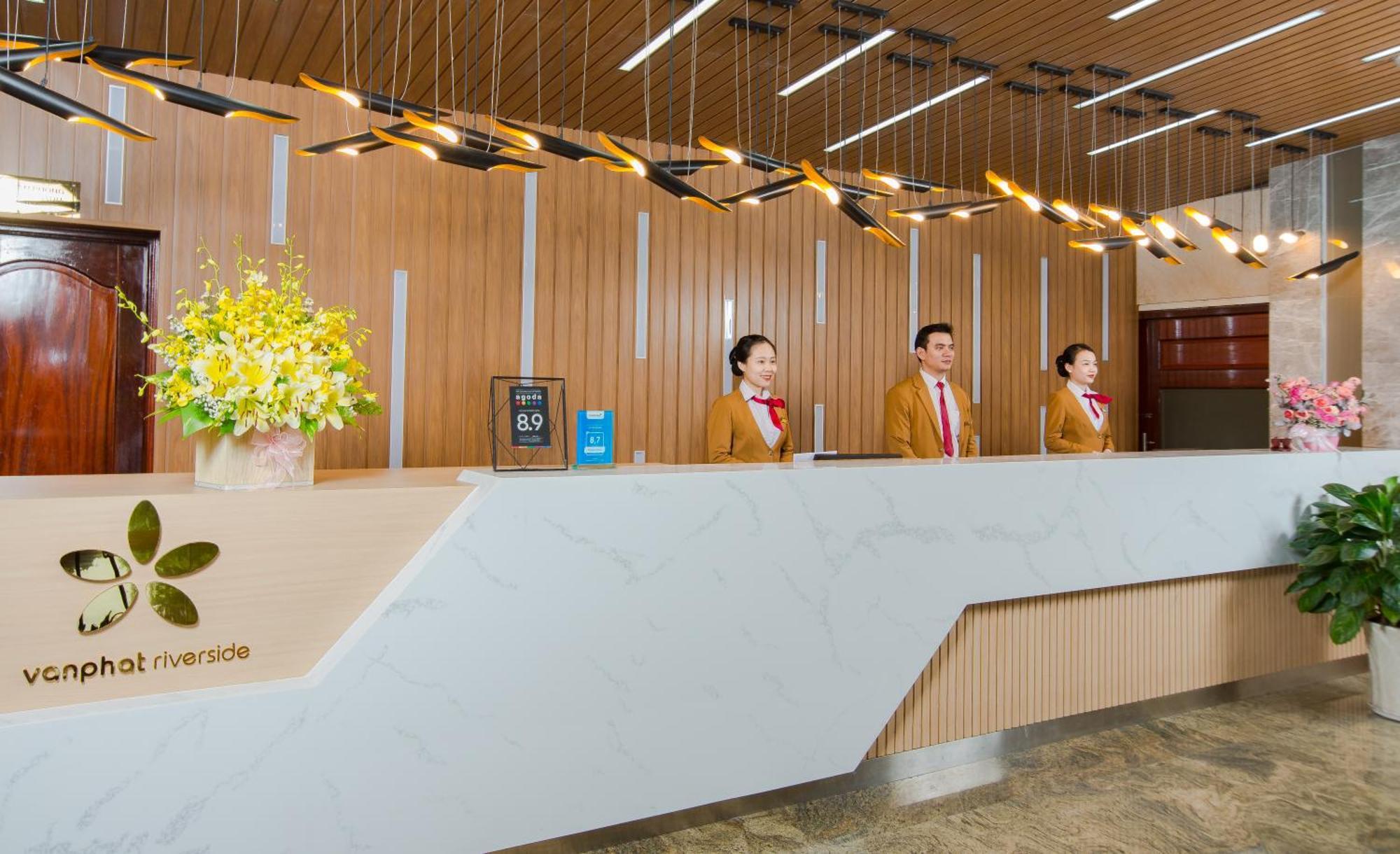 Van Phat Riverside Hotel Can Tho Dış mekan fotoğraf