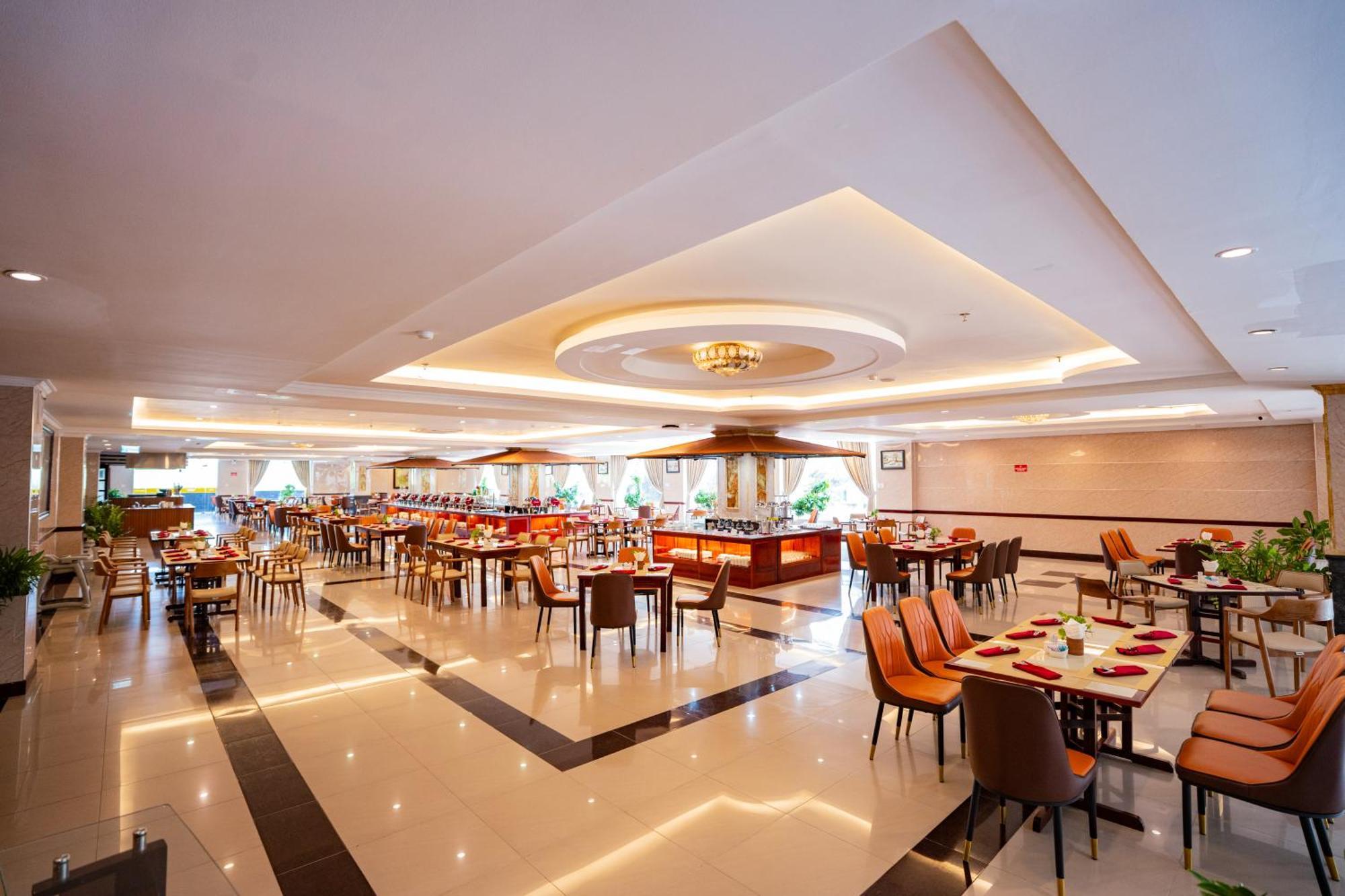 Van Phat Riverside Hotel Can Tho Dış mekan fotoğraf