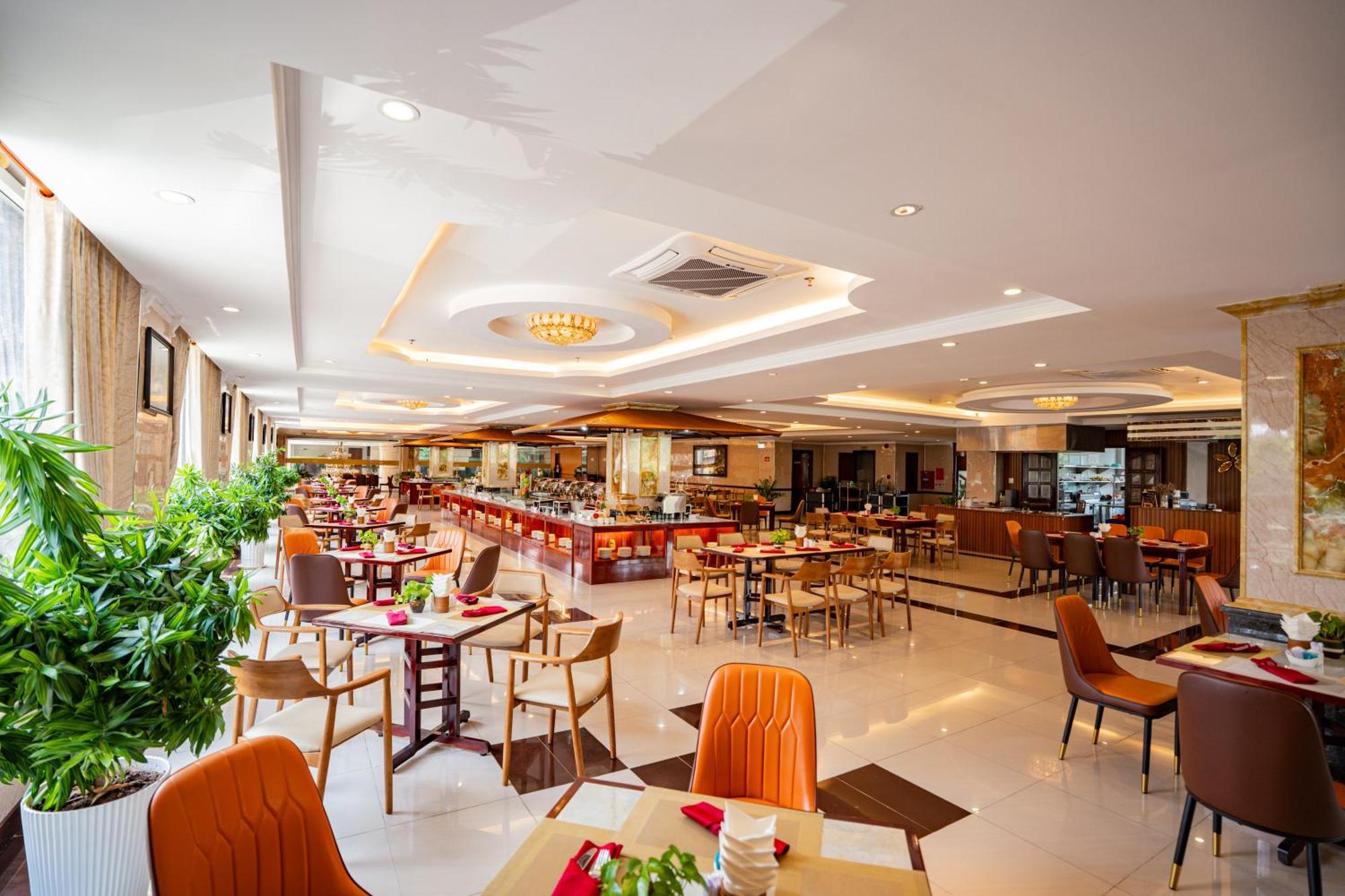 Van Phat Riverside Hotel Can Tho Dış mekan fotoğraf