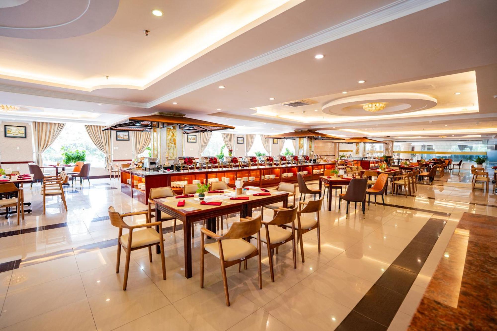 Van Phat Riverside Hotel Can Tho Dış mekan fotoğraf