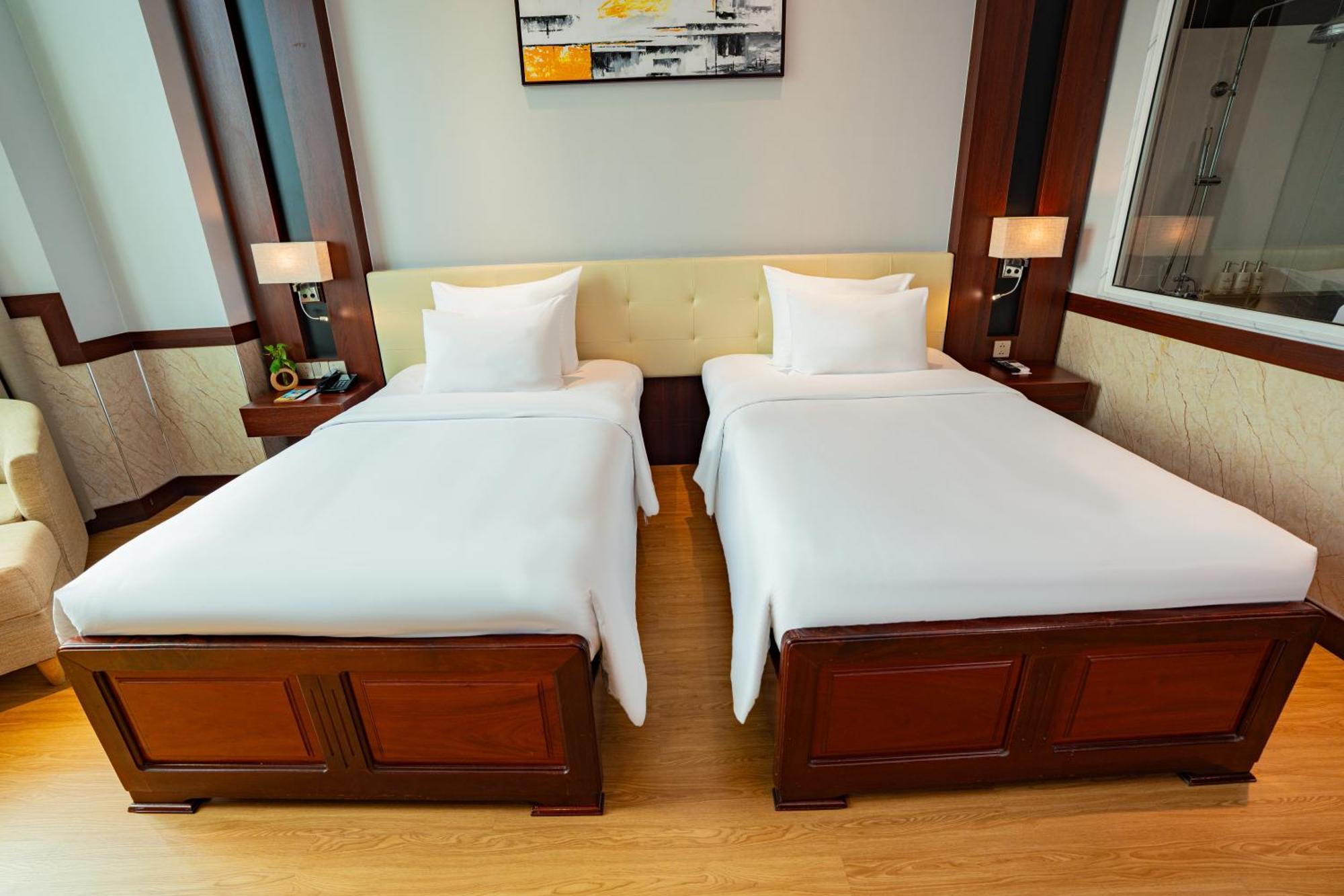 Van Phat Riverside Hotel Can Tho Dış mekan fotoğraf
