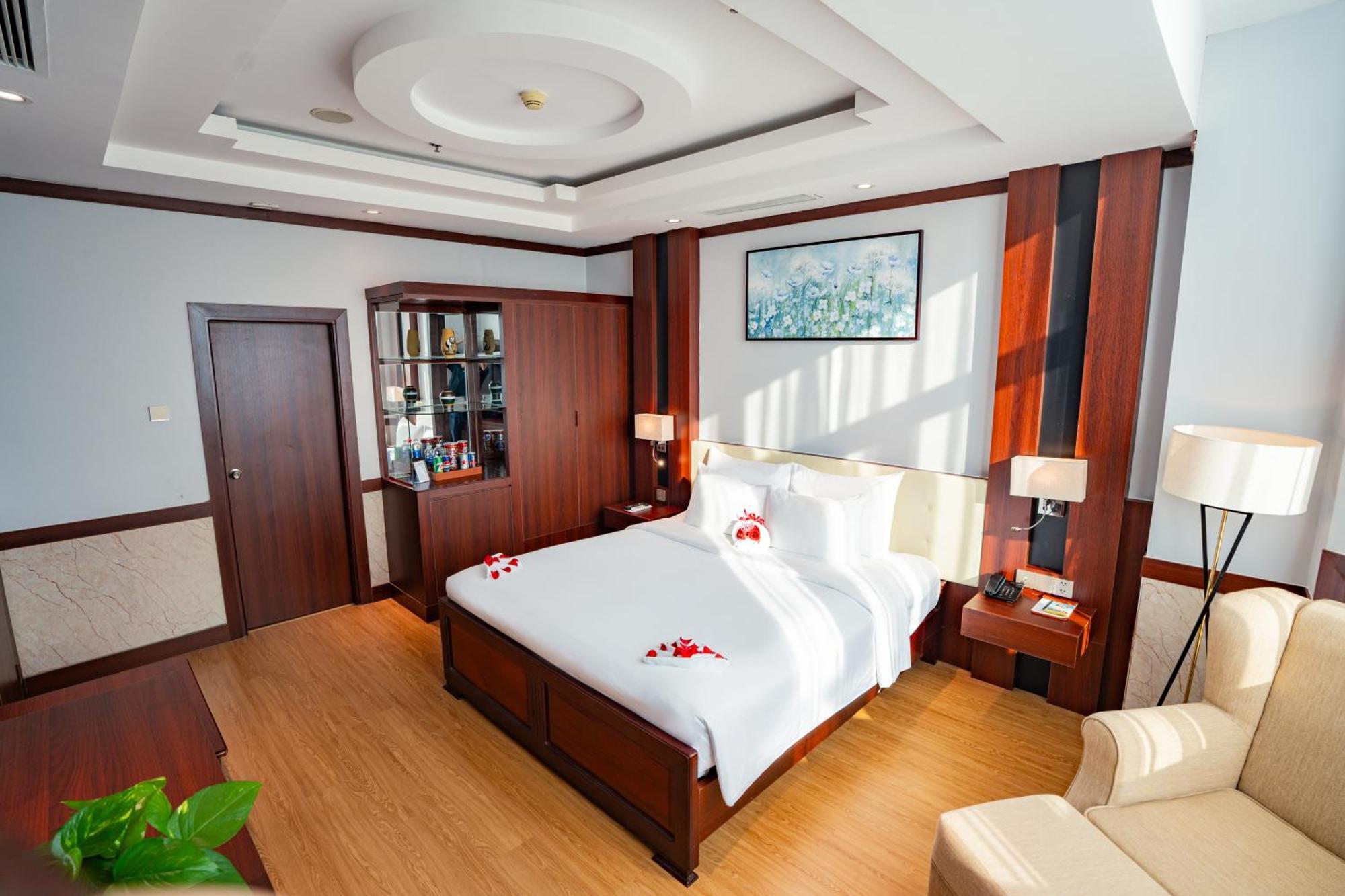 Van Phat Riverside Hotel Can Tho Dış mekan fotoğraf