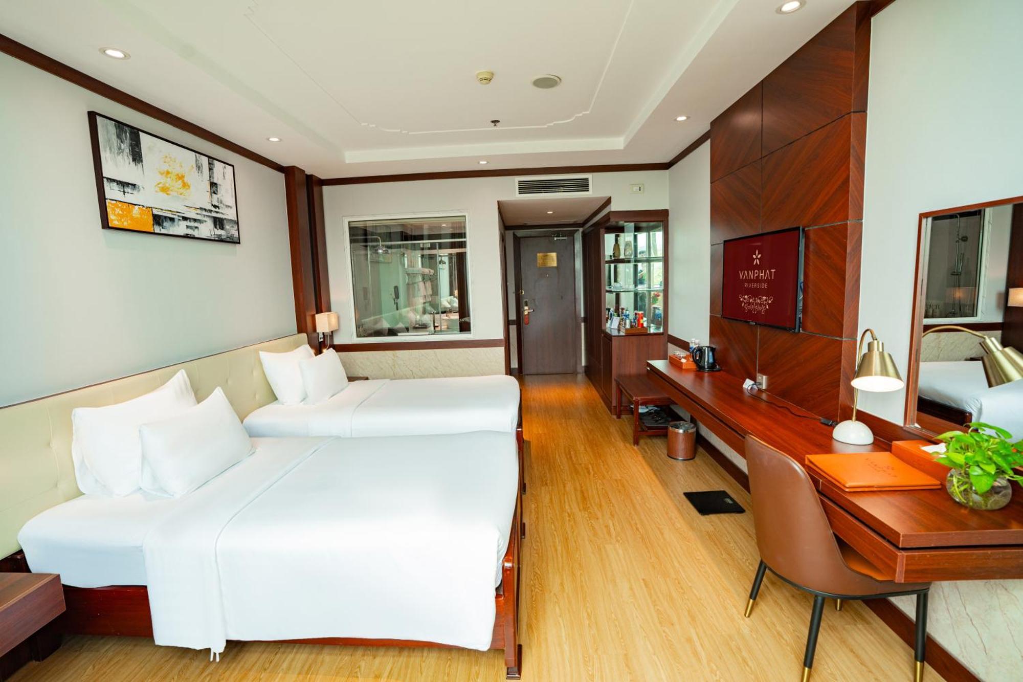 Van Phat Riverside Hotel Can Tho Dış mekan fotoğraf