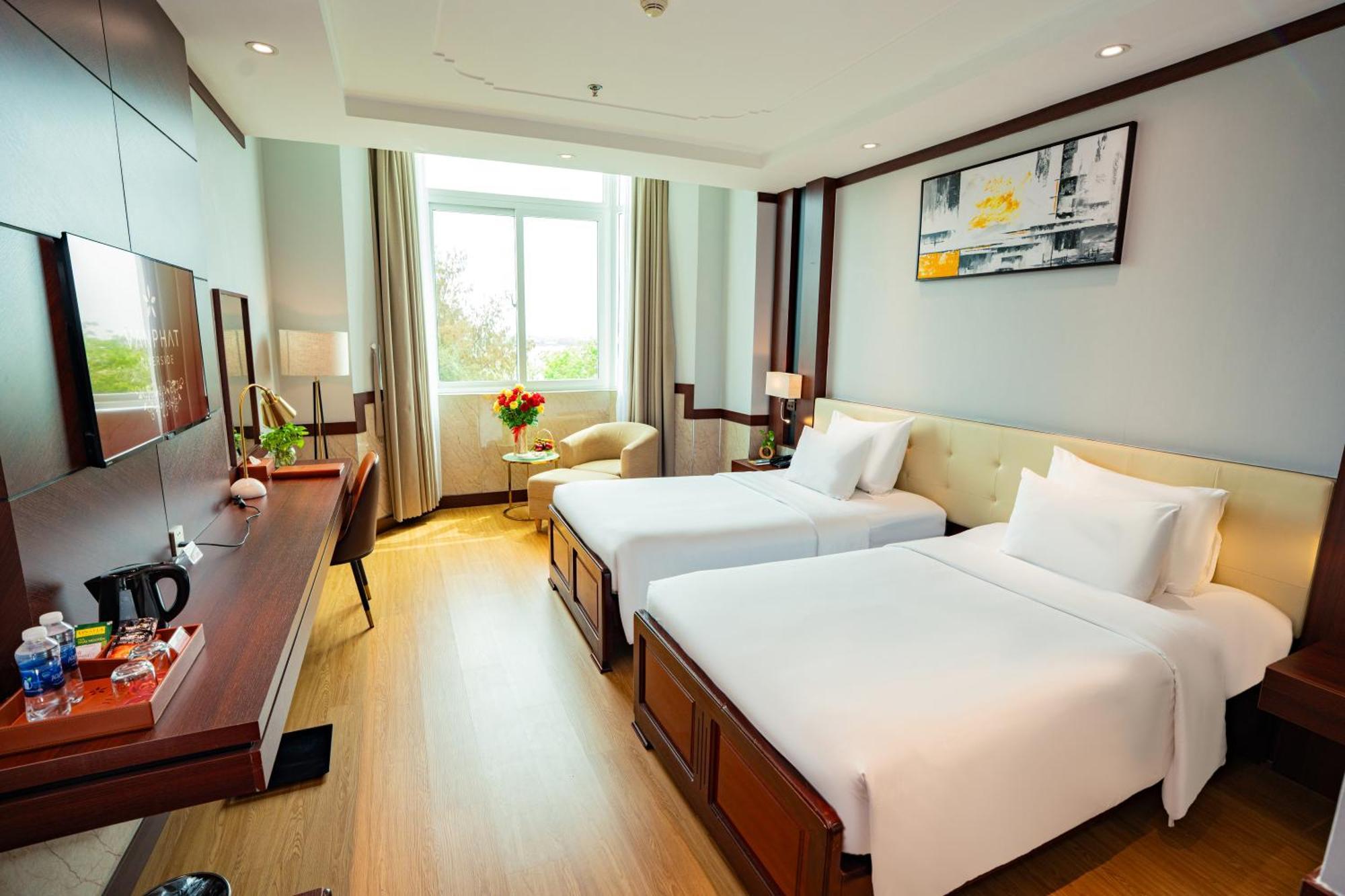Van Phat Riverside Hotel Can Tho Dış mekan fotoğraf
