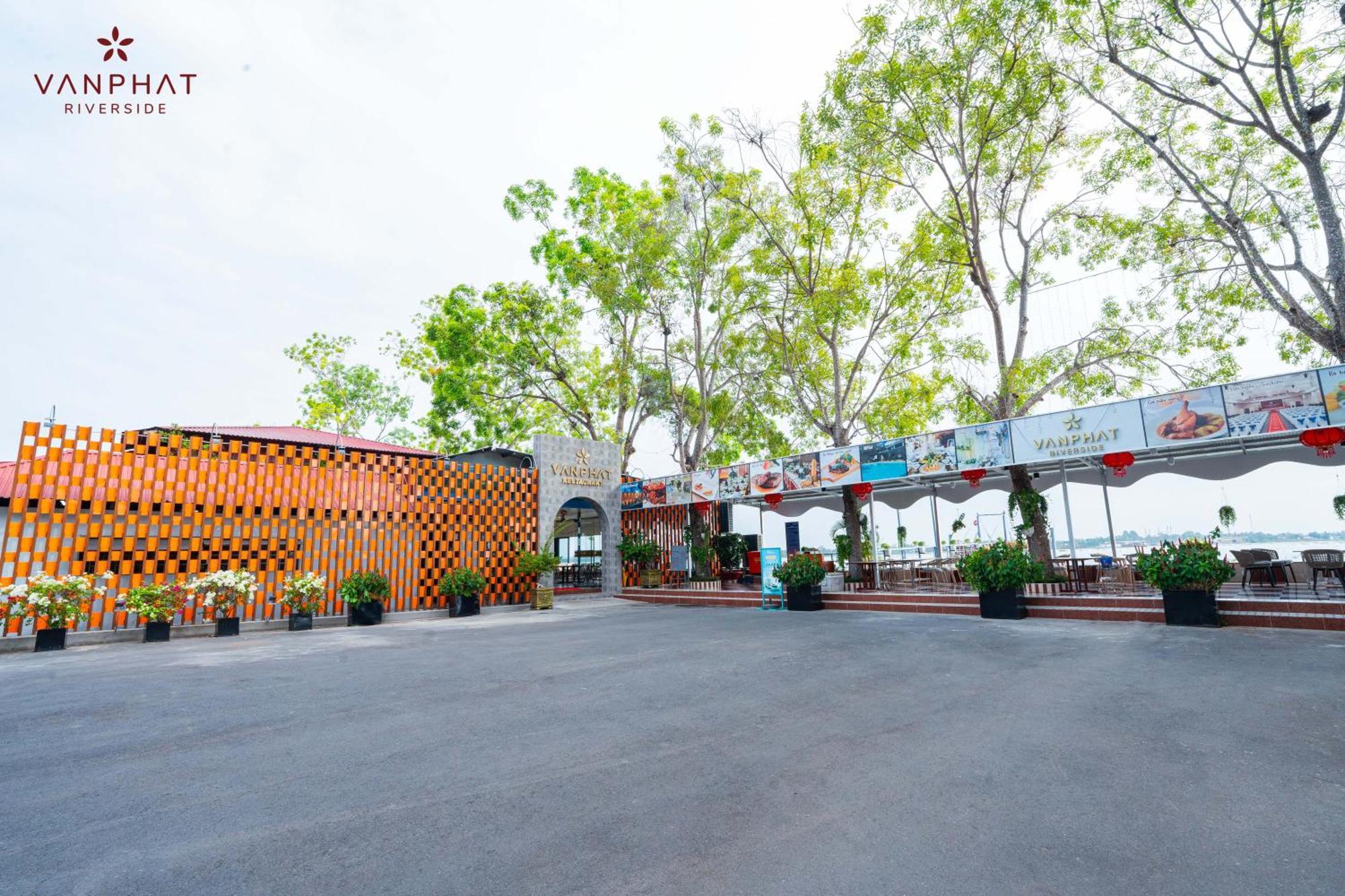 Van Phat Riverside Hotel Can Tho Dış mekan fotoğraf