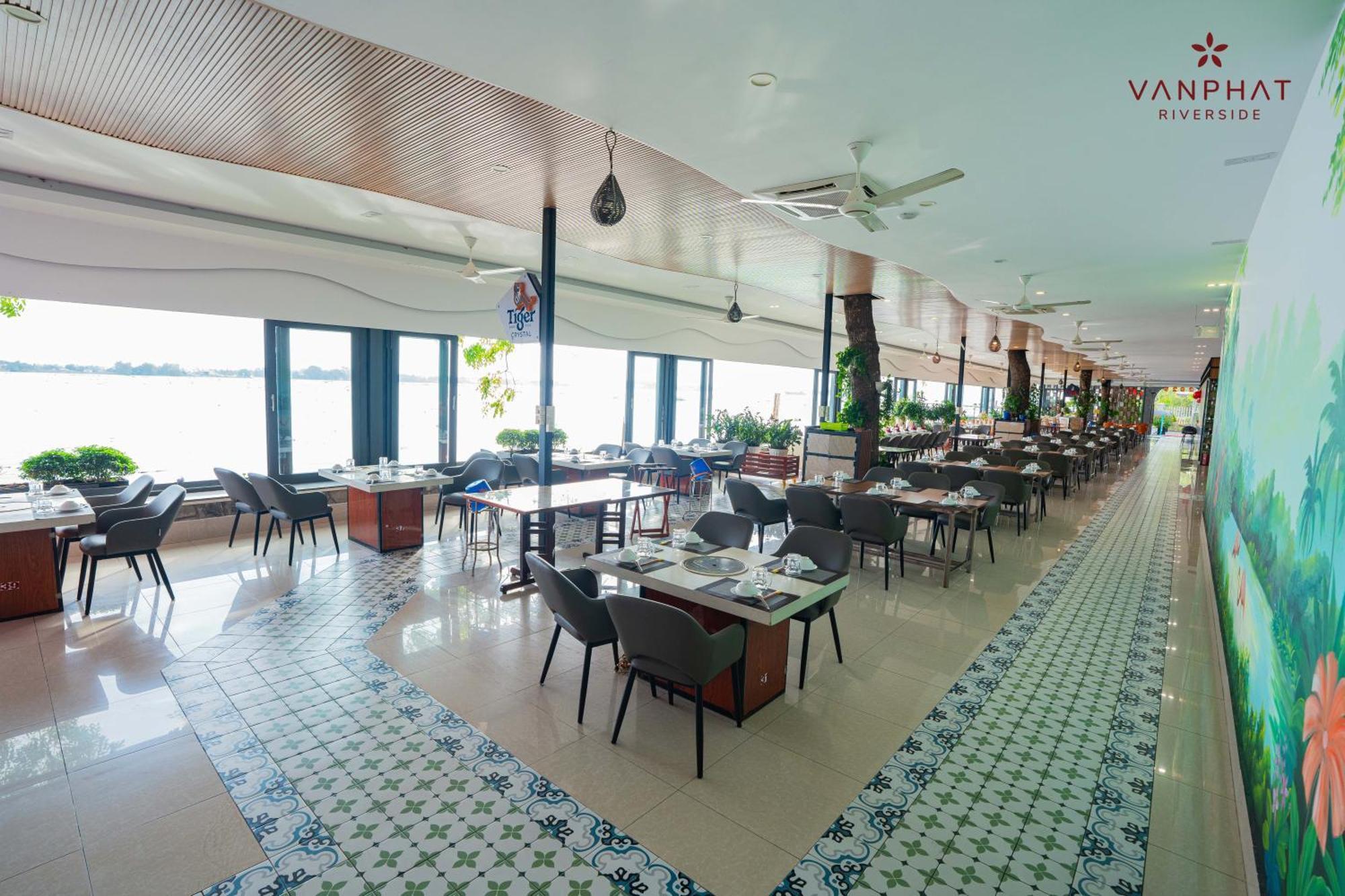 Van Phat Riverside Hotel Can Tho Dış mekan fotoğraf