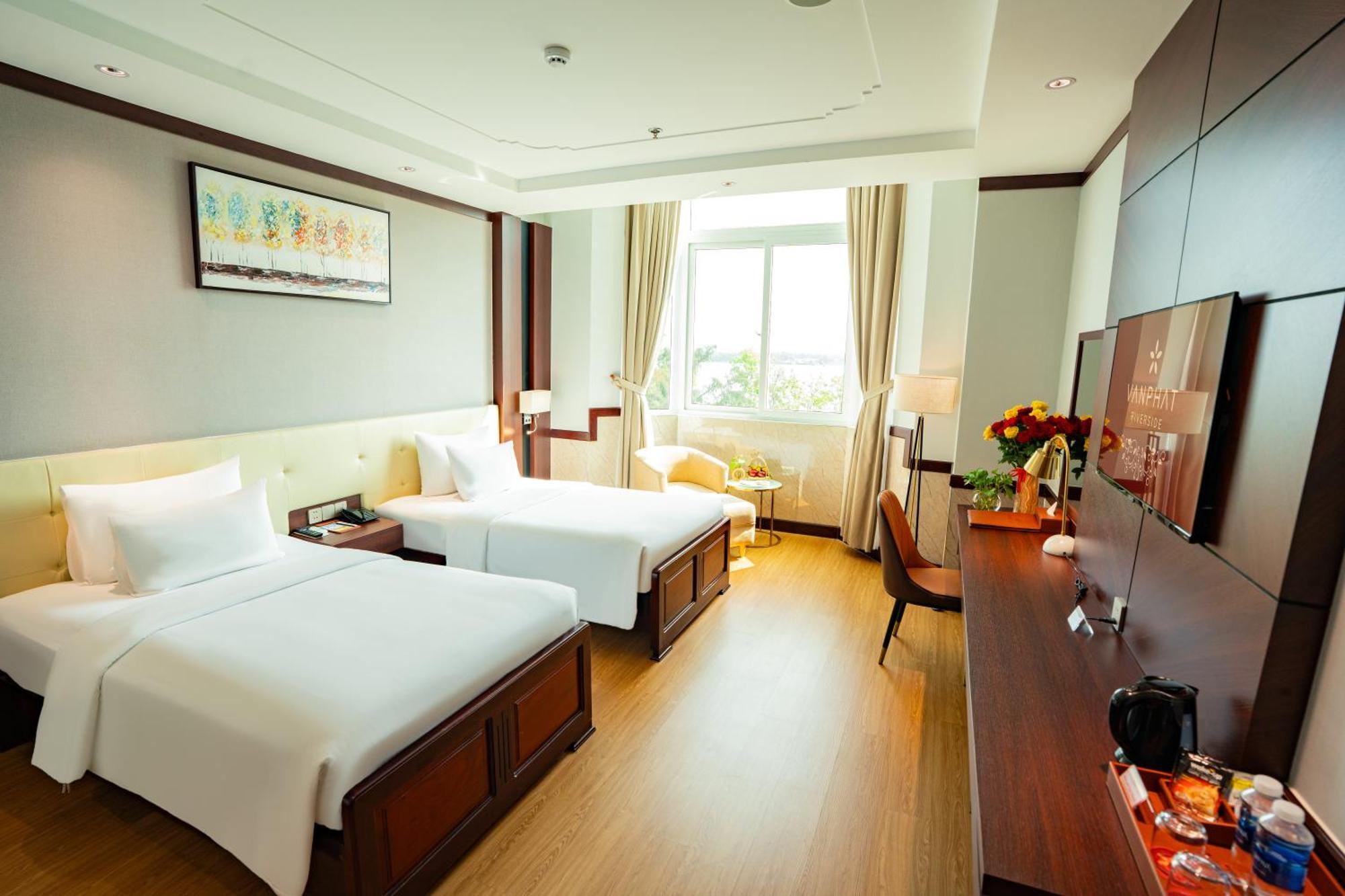 Van Phat Riverside Hotel Can Tho Dış mekan fotoğraf